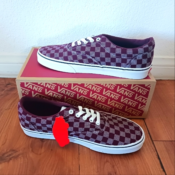 Vans - Picture 3 of 4